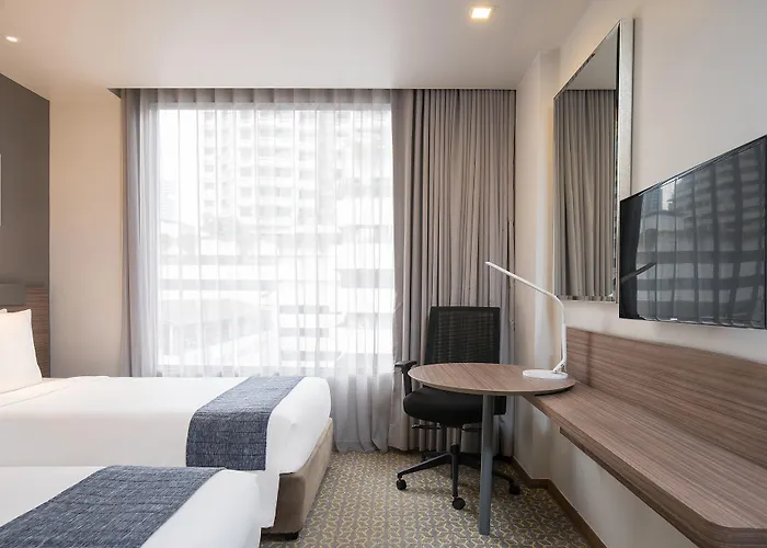 فندق Express Sathorn By Ihg بانكوك